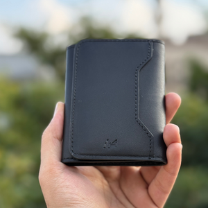 Triflex Pure Leather Magnetic Closure Wallet