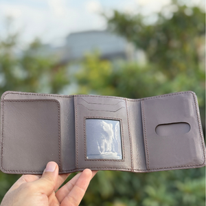 Triflex Pure Leather Magnetic Closure Wallet