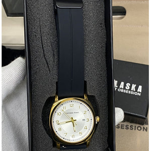 Universe Point Silicone Straps & Magnetic Lock Wrist Watch