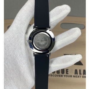 Universe Point Magnetic Lock & Silicone Rubber Straps Watch